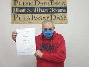 Zlatko Krilić, predsjednik DHK s plaketom 